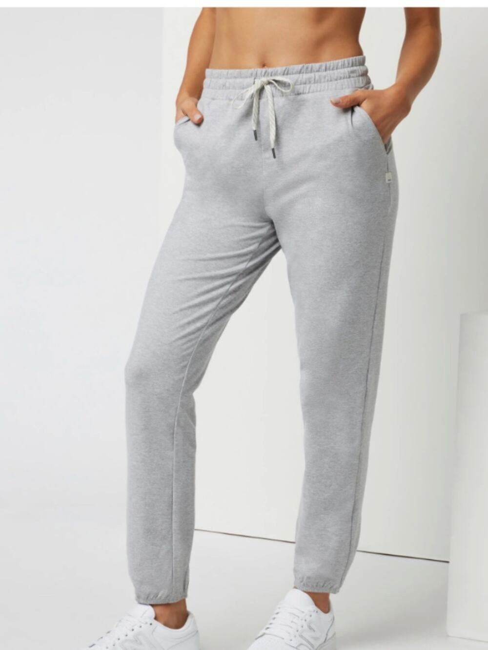 Vuori Granite Performance DreamKnit Jogger, Inseam: 27.5", Size Small